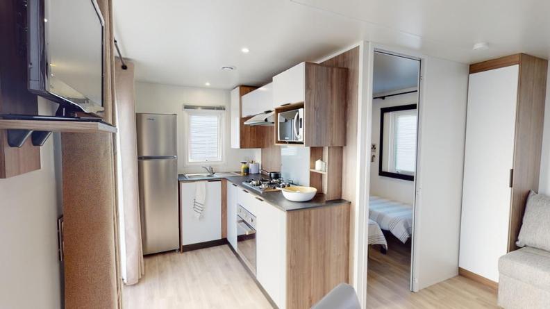 Camping Mobil 4/6 Personnes *